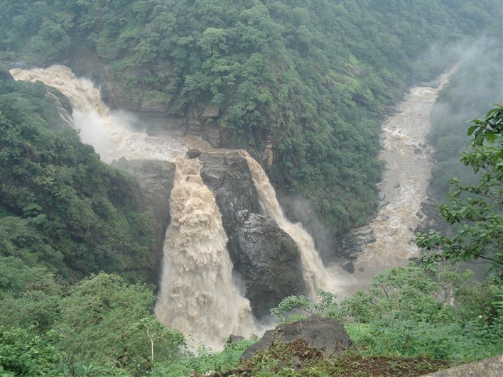 Magod Falls